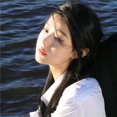 九尾藏不住